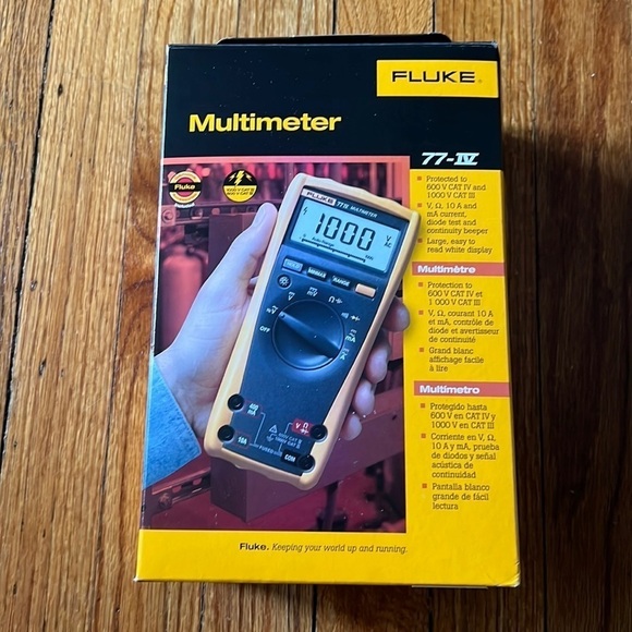 FLUKE 77 IV Digital Multimeter NEW - Picture 1 of 3